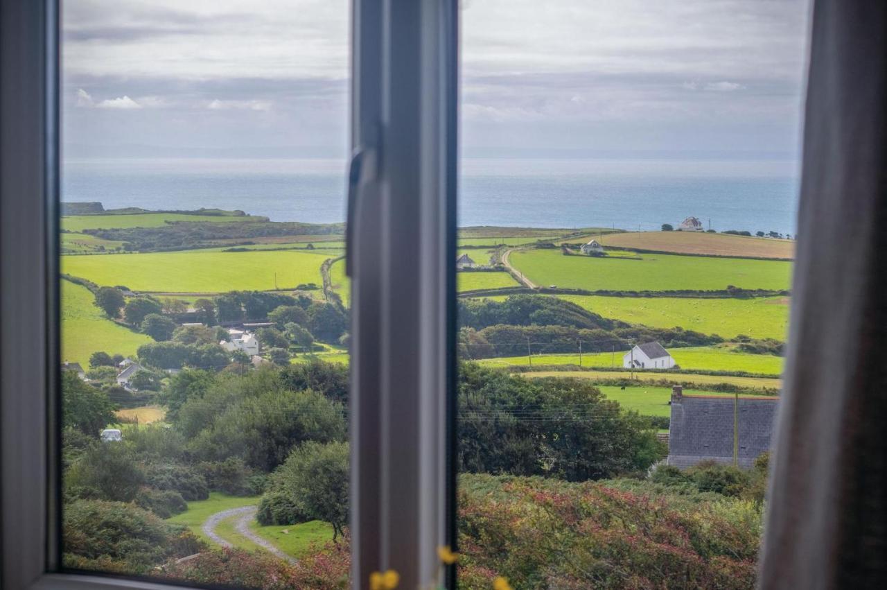 Windy Walls - 3 Bedroom -